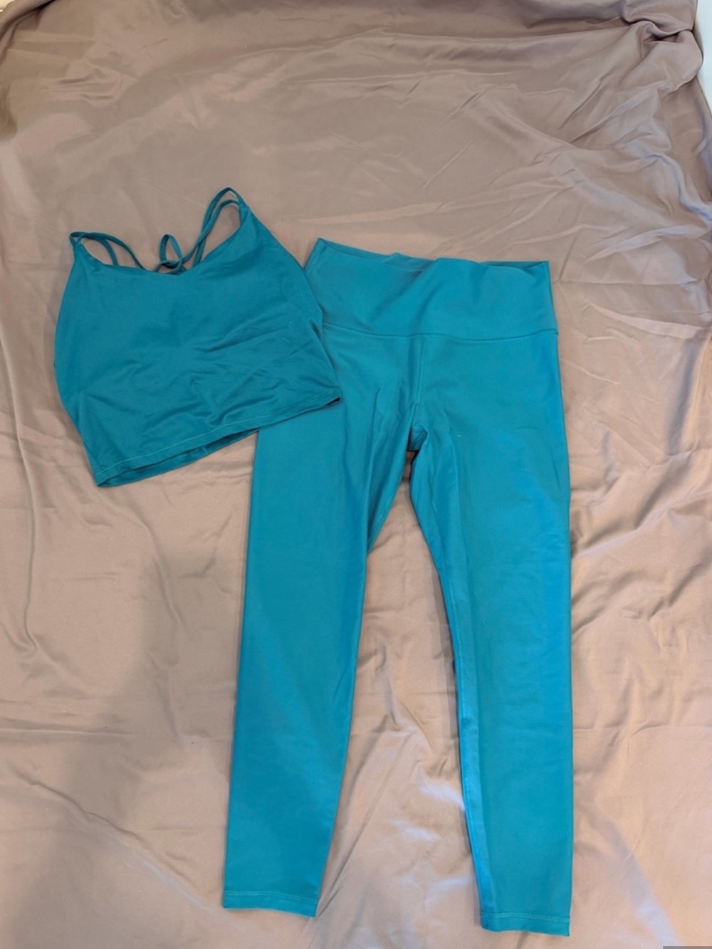 Old Navy Teal High-Rise Leggings and Matching Top